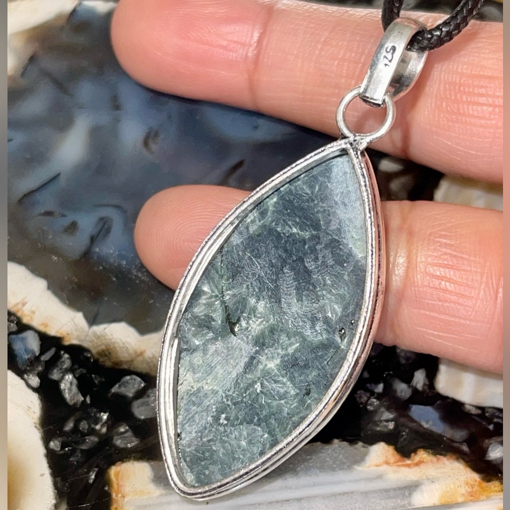 Deep Green Emerald Seraphinite Pendant 2 1/4” - Picture 13 of 17